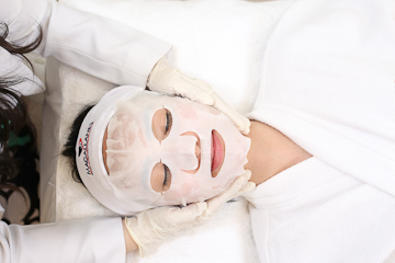 Carboxy Detoxifying Facial