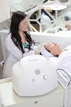 Microdermabrasion-Face-machine